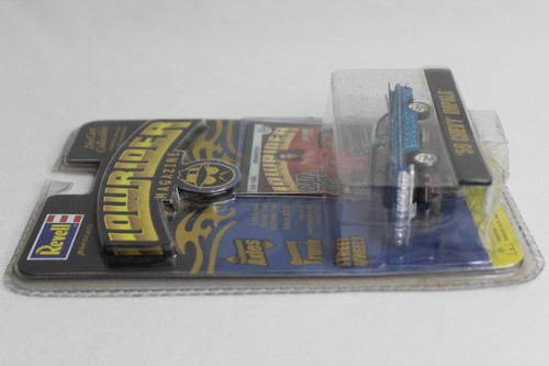 Revell Lowrider Magazine #208 Die-Cast 1959 Chevy Impala 1:64 Scale New - Picture 8 of 9