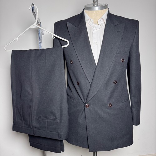 Cellini Collection Suit Mens 38R 33W Charcoal Gray Solid Double Breasted Peak