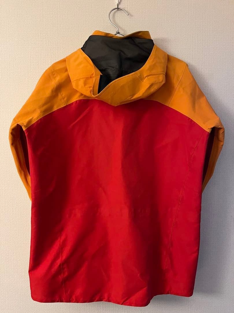 Burton AK457 Guide Gore-Tex Pro Snowboard Jacket 2012-13 Used item