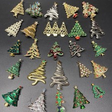 Lot 25 Vintage Now CHRISTMAS TREE BROOCH Pins Rhinestone Enamel Costume Jewelry