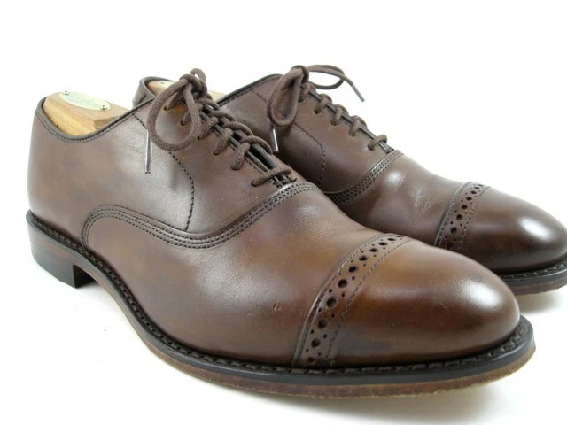 Vestido Oxford Allen Edmonds "Fifth Avenue" Puntera-Puntera 7 E (L) y 7 D (R) Café (690N) Foto 2 de 4