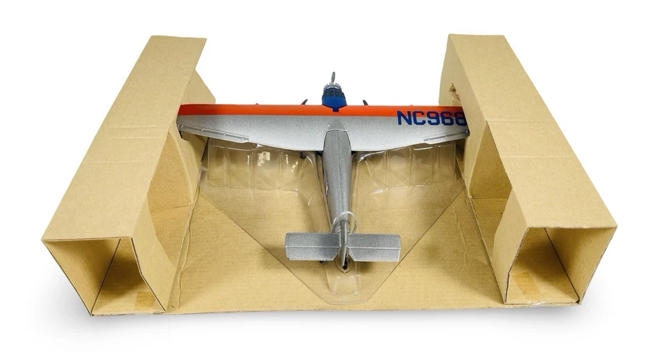 Banco de avión diecast Ford TriMotor Spec Cast 49007 American Airways Foto 2 de 4