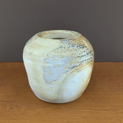 ERIC ASTOUL (FR) STUDIOKERAMIK PORZELLAN VASE HOLZBRAND ANAGAMA LA BORNE 1996