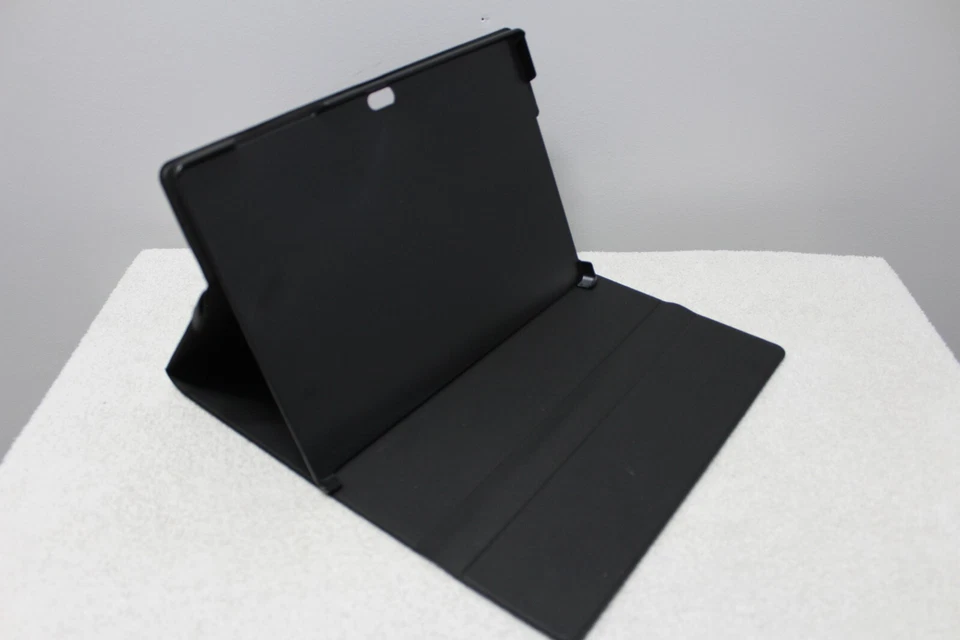 Microsoft  Surface 3 Case-Gray-PT Platinum-Brand New in Box - Image 3 of 4