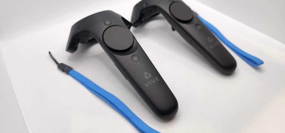 2x HTC Vive Controller Wand Pair Two Straps VR Virtual Reality ...