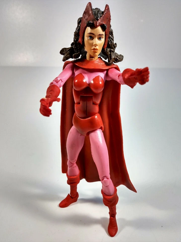Figura suelta ToyBiz Marvel Legends Scarlet Witch 2005 Foto 2 de 4