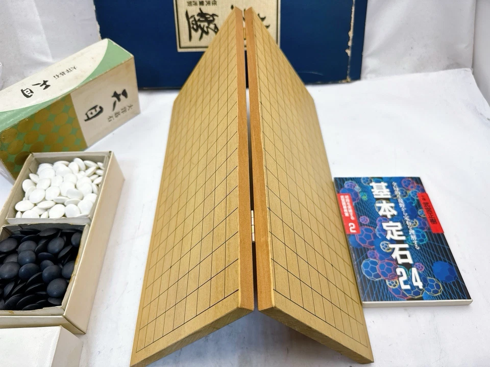 Vintage Nintendo Japanese Go Board Set Goban Stones IGO Game With Book Japan - Image 4 of 4