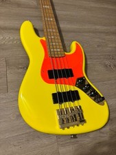 Fender MonoNeon Signature Jazz Bass V (w/ Ele...