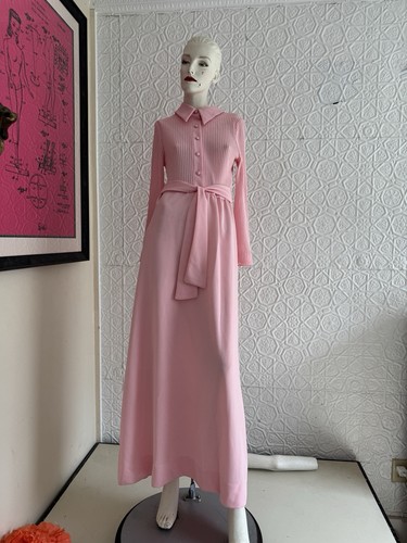 Vestido rosa vintage años 70-Maxi-Poliéster-Mod-Gogo-Cottage-Coquette-Pequeño - Imagen 5 de 14
