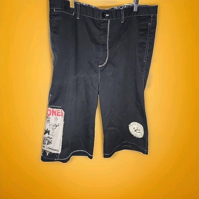 RAMONES 1-2-3-4 Black Below Knee Shorts Men's Size 38 Vintage Pre-Owned Cool!!