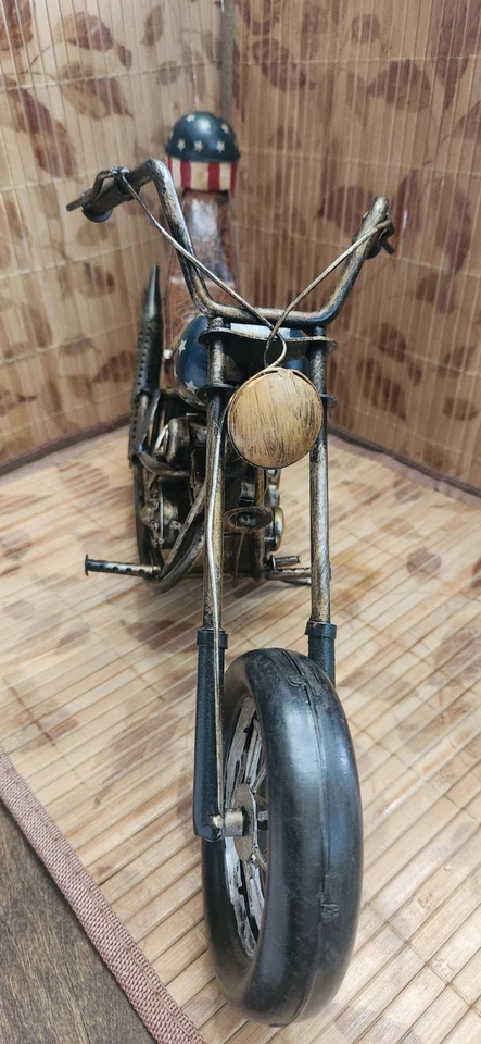 Harley Davidson Motorcycle 1969 Easy Rider Captain America Chopper - Image 4 of 4