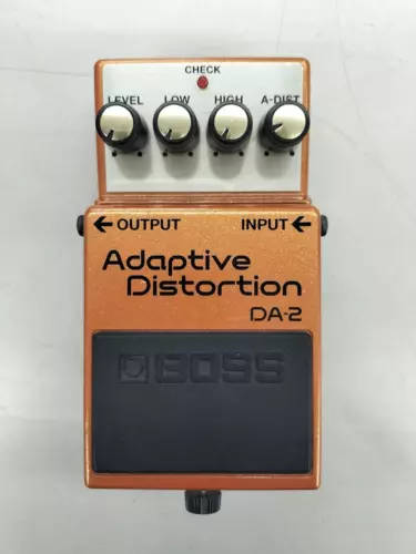 Boss DA-2 Adaptive Distortion Guitar Effect Pedal Good Condition from Japan