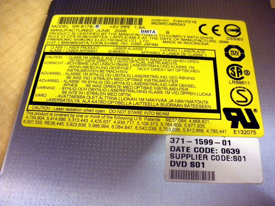 Sun 371-1599 X8082A-Z 8X DVD-ROM / 24X CD ROM Drive - Image 3 of 3