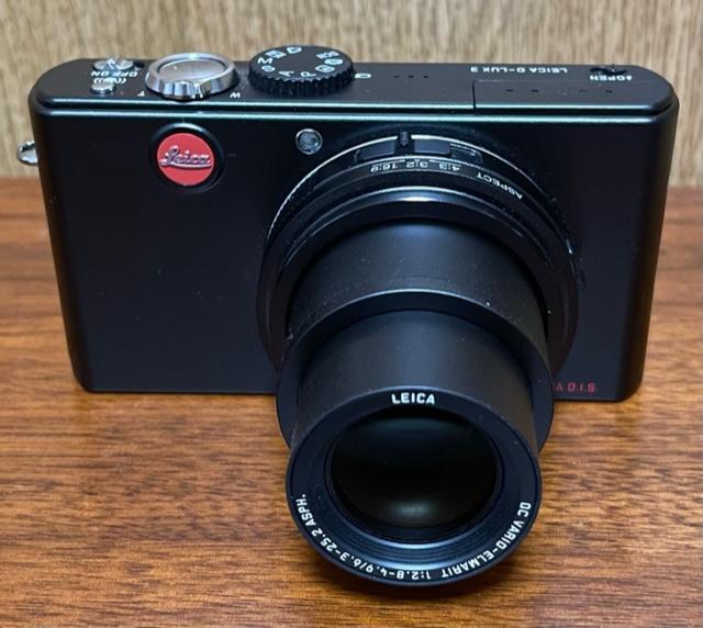 Leica D-LUX 3 10.0 MP Digital Camera - Black