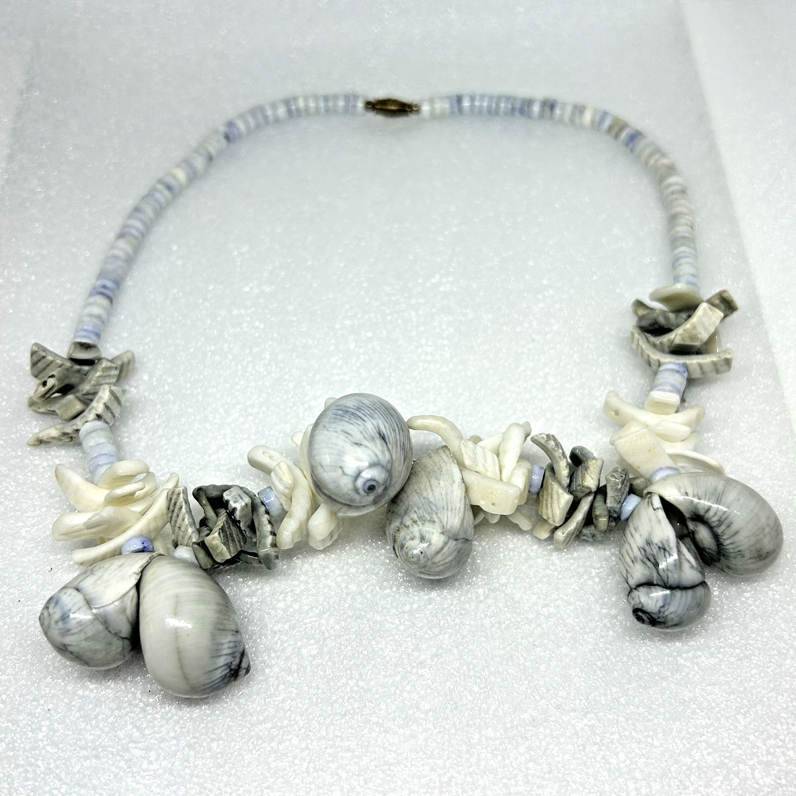 Handcrafted Blue Gray Shell Statement Necklace Be… - image 6