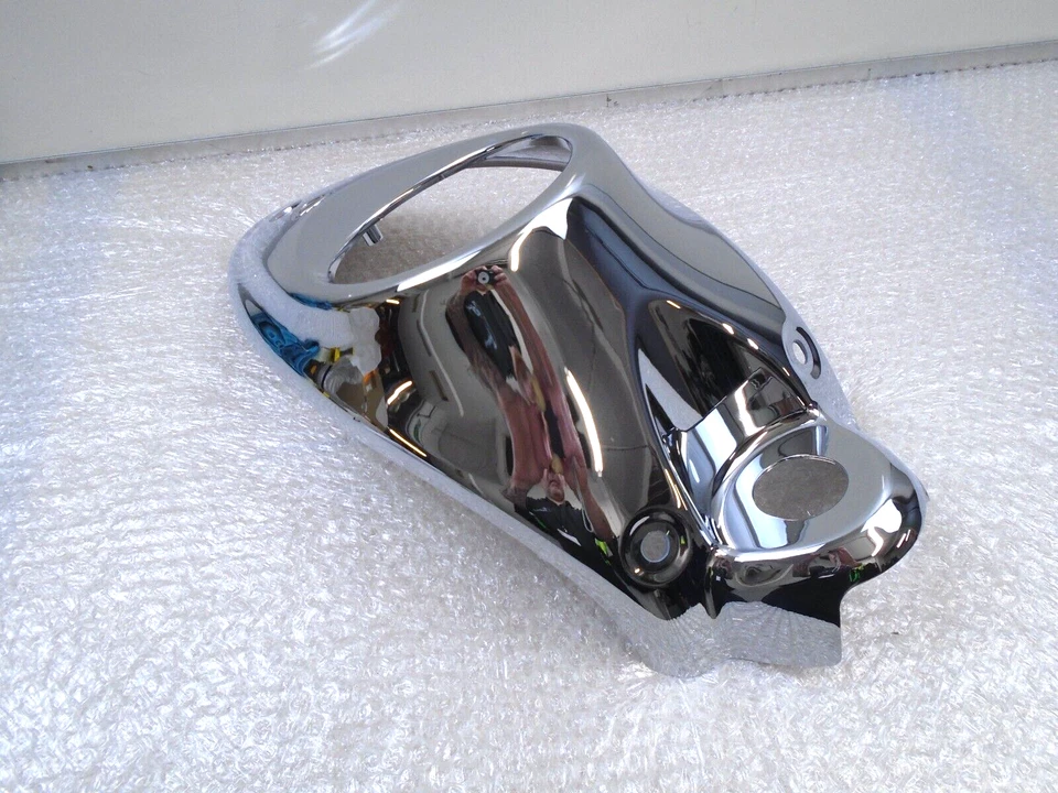 Velocímetro envolvente Triumph Rocket III cromado genuino nuevo T2501464 Foto 4 de 4