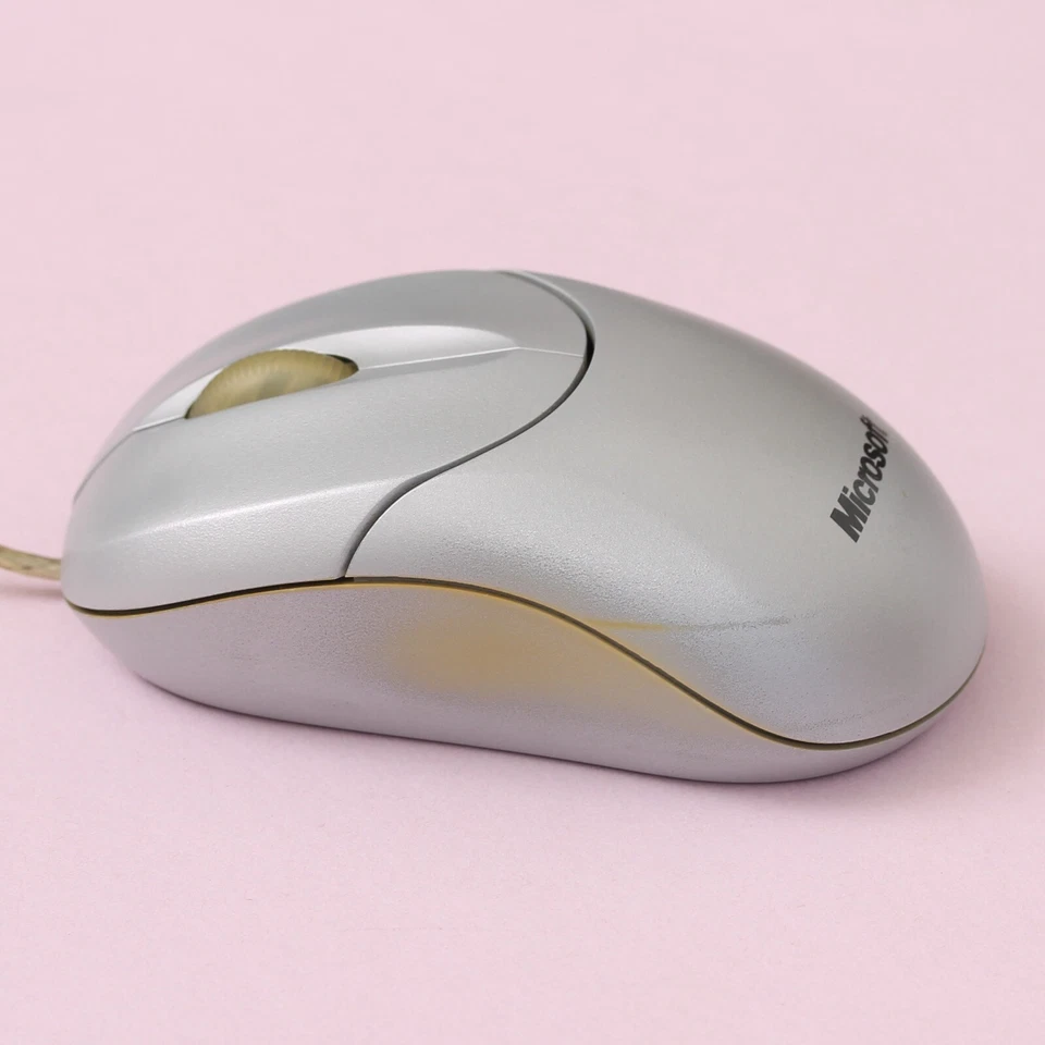 Microsoft Mini Notebook USB Compact Optical Mouse 1016 with Scroll Wheel Silver - Image 4 of 4