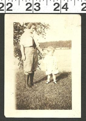 #ad #ad VINTAGE OLD Bamp;W PHOTO OF MOM IN NEAT CLOTHES WITH DAUGHTER BY LAKE #2847 $3.99