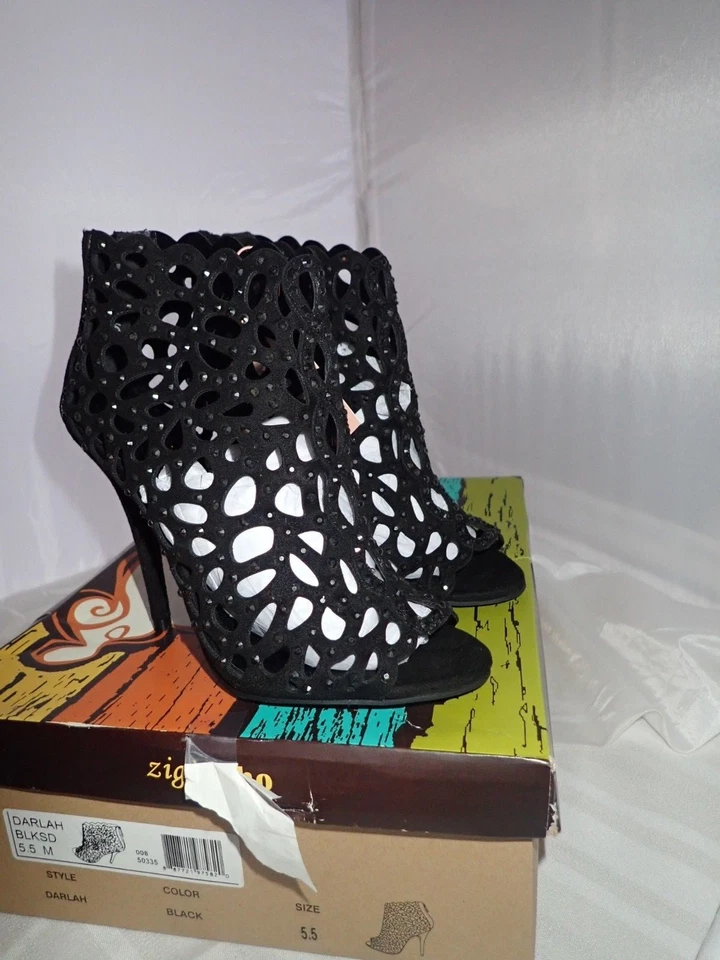 Botines negros ZIGIny Darlah con estrás enjaulados 5 M y 5,5 M Foto 2 de 4