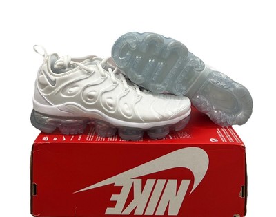nike air max 270 white men's