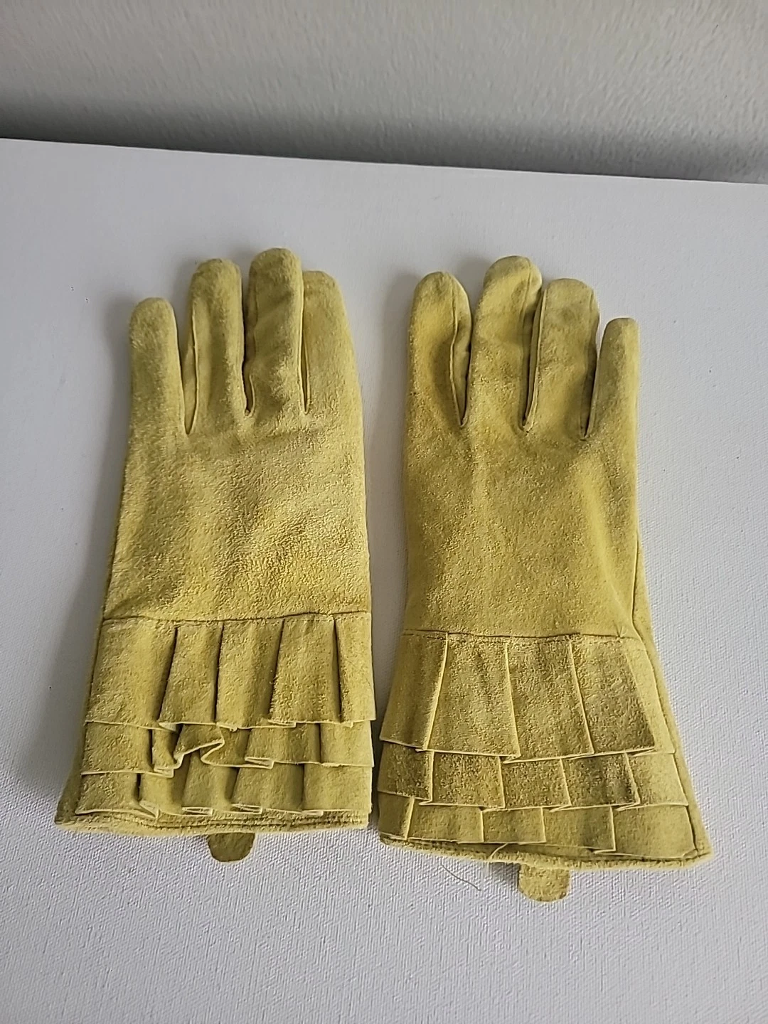 Chico's Womens Yellow Suede Gloves Sz XL
