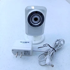 Dlink DCS-932L Day/Night Network Camera White H/W B1 F/W 2.0 w/ Power Supply