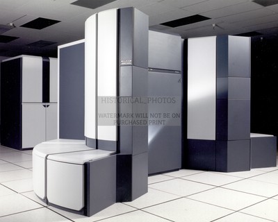 CRAY Y-MP 190A SUPERCOMPUTER AT NASA AMES RESEARCH CENTER 8X10 PHOTO