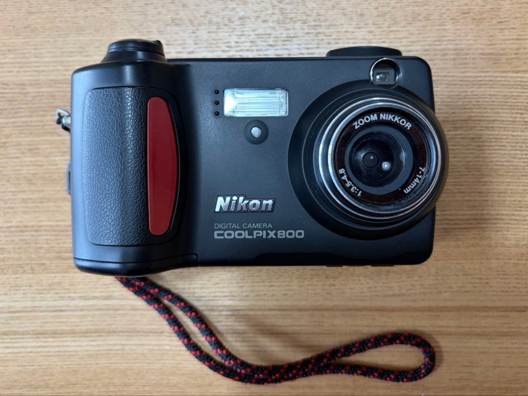 Nikon COOLPIX 880 Compact Digital Camera Tested Working Seller