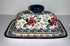 BOLESLAWIEC POLISH POTTERY HAND MADE COVERED BUTTER DISH  FLORAL  ~BEAUTIFUL ~