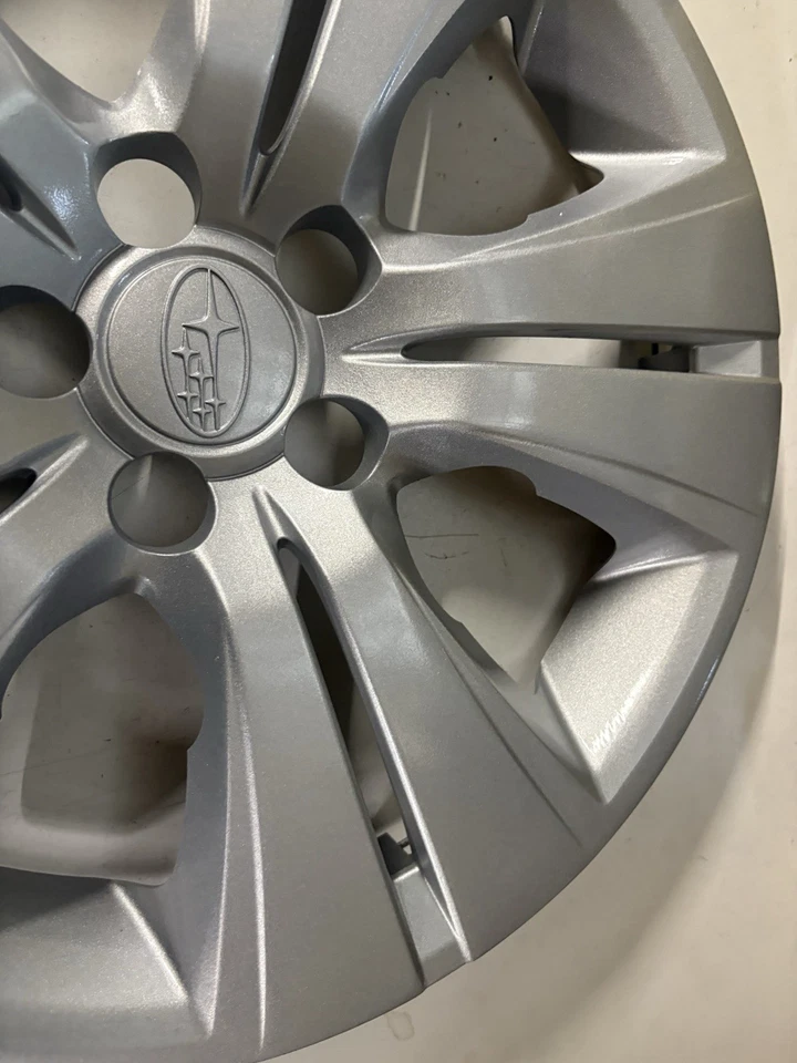 Subaru Legacy 2010-2014 Hubcap Genuine Factory OEM 60542 Wheel Cover - Image 3 of 4