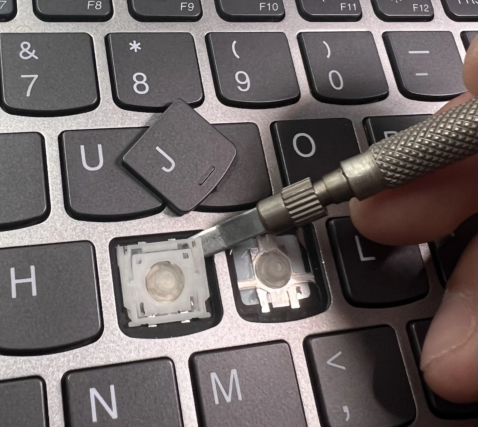 Key repair tool