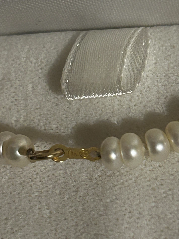 10K  Gram 16" Solid Yellow Gold 5.5mm White Pearl Strand Necklace - Image 3 of 3