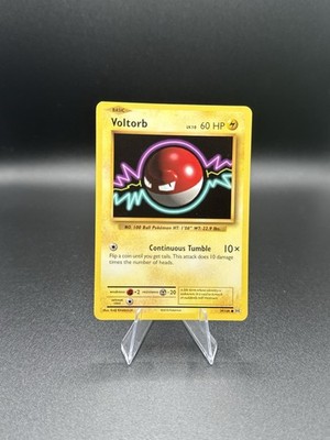 VOLTORB 39/108 EVOLUTIONS POKEMON