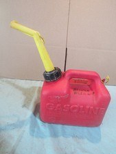 Vintage 1 Gallon 5oz Gas Can Model P10 Pre-Ban Vented Tab2