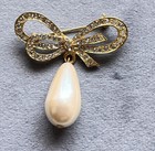 Pearl Bow Pin Brooch Goldtone Rhinestone Drop Faux