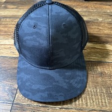 Vineyard Vines Trucker Snapback Hat