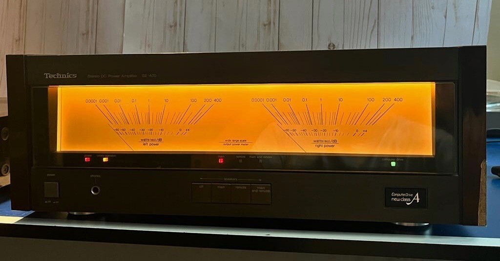 RARE VINTAGE SET - TECHNICS SE-A70 Stereo Power Amplifier