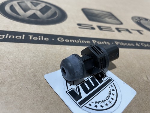 VW Golf MK5 MK6 Polo Touareg Boot Tailgate Buffers Genuine OEM Parts - Picture 9 of 9