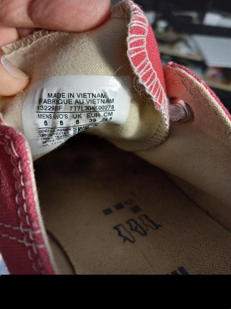 Size 6 - Converse Chuck Taylor All Star Ox Raspberry for