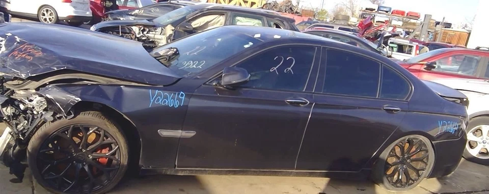 2013 BMW 750i Fuel Filler Door Rectangle Gas Cap in B90 Dark Graphite - Image 4 of 4