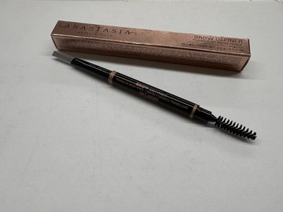ANASTASIA BEVERLY HILLS ~ BROW DEFINER  BROW PENCIL ~ SOFT BROWN ~ 0.007 OZ
