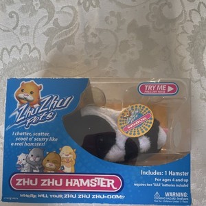 Cepia Zhu Zhu Pets Winkie Hamster Electronic Toy MPN 86659 for Ages 4 and Up