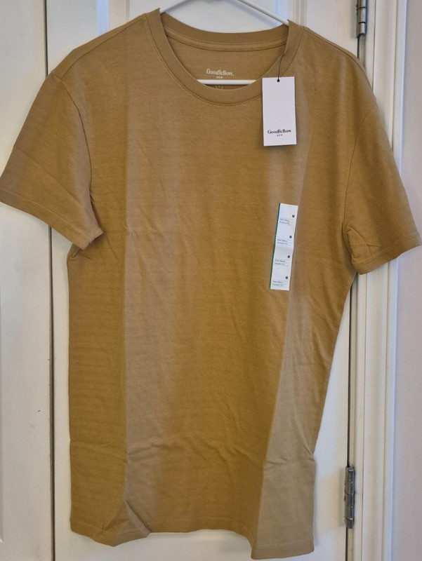 NWT Men's Goodfellow & Co. Gold T-Shirt - Super Soft - Size M - Texture Design
