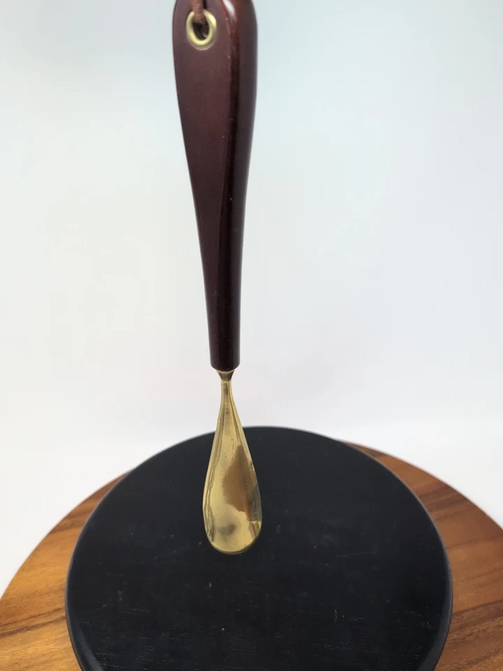 Zapato The Bombay Company latón y madera con cuero colgante 12 pulgadas Foto 4 de 4