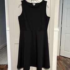 Talbots Size 10 Black Knit Fit and Flare Dress Sleeveless Pullover Knee Length
