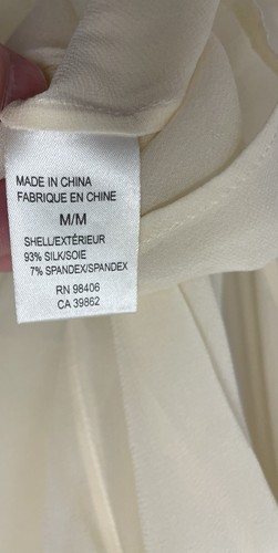 Theory Women's Long Sleeve Button Down Shirt Work Business Blouse Cream Size M - Picture 15 of 16