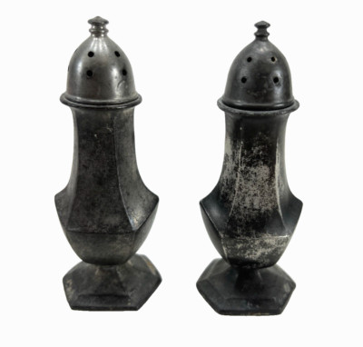 Vintage Old Colony Pewter 107 Salt Pepper Shaker Set Hex Tower Footed Twist Top