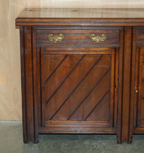 ANTIQUE ENGLISH COUNTRY OAK CIRCA 1880 VICTORIAN SIDEBOARD BASE WITH DRAWERS - Picture 3 of 19