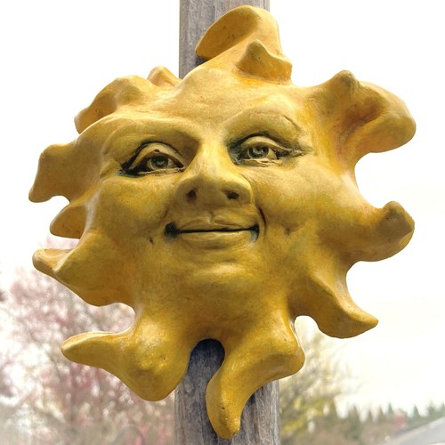 Cute Amber Sun Sculpture, Wall Art for All Seasons, Original Home Decor - Picture 10 of 11