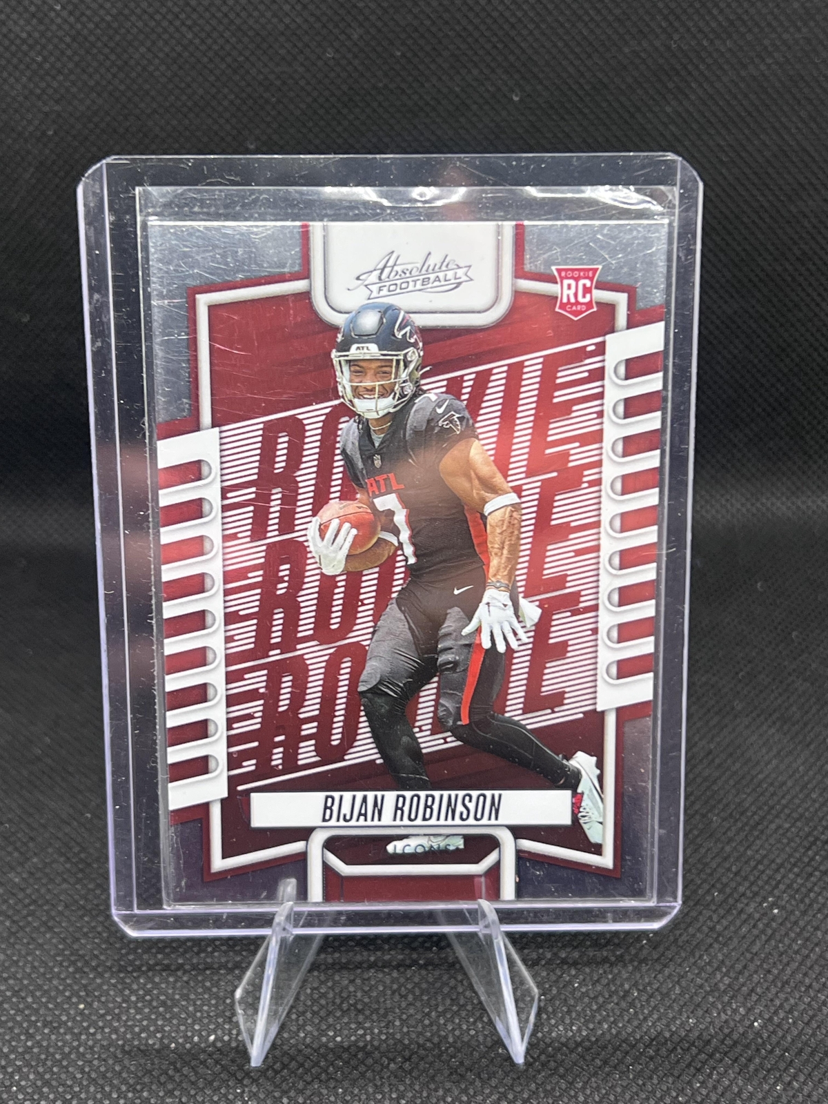 2023 Panini Absolute #106 Bijan Robinson Red